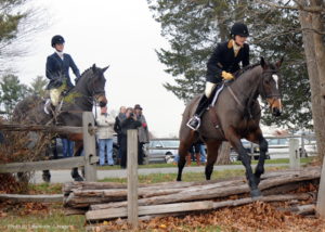 essex-foxhounds-thanksgiving-hunt-nov-24-ln-no-9319-jazz-merton-jumps-300dpi