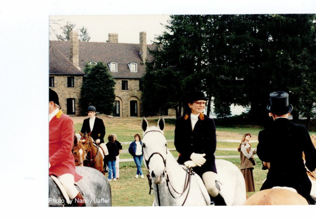 clilck to enlarge photo jackie-kennedy-essex-hunt