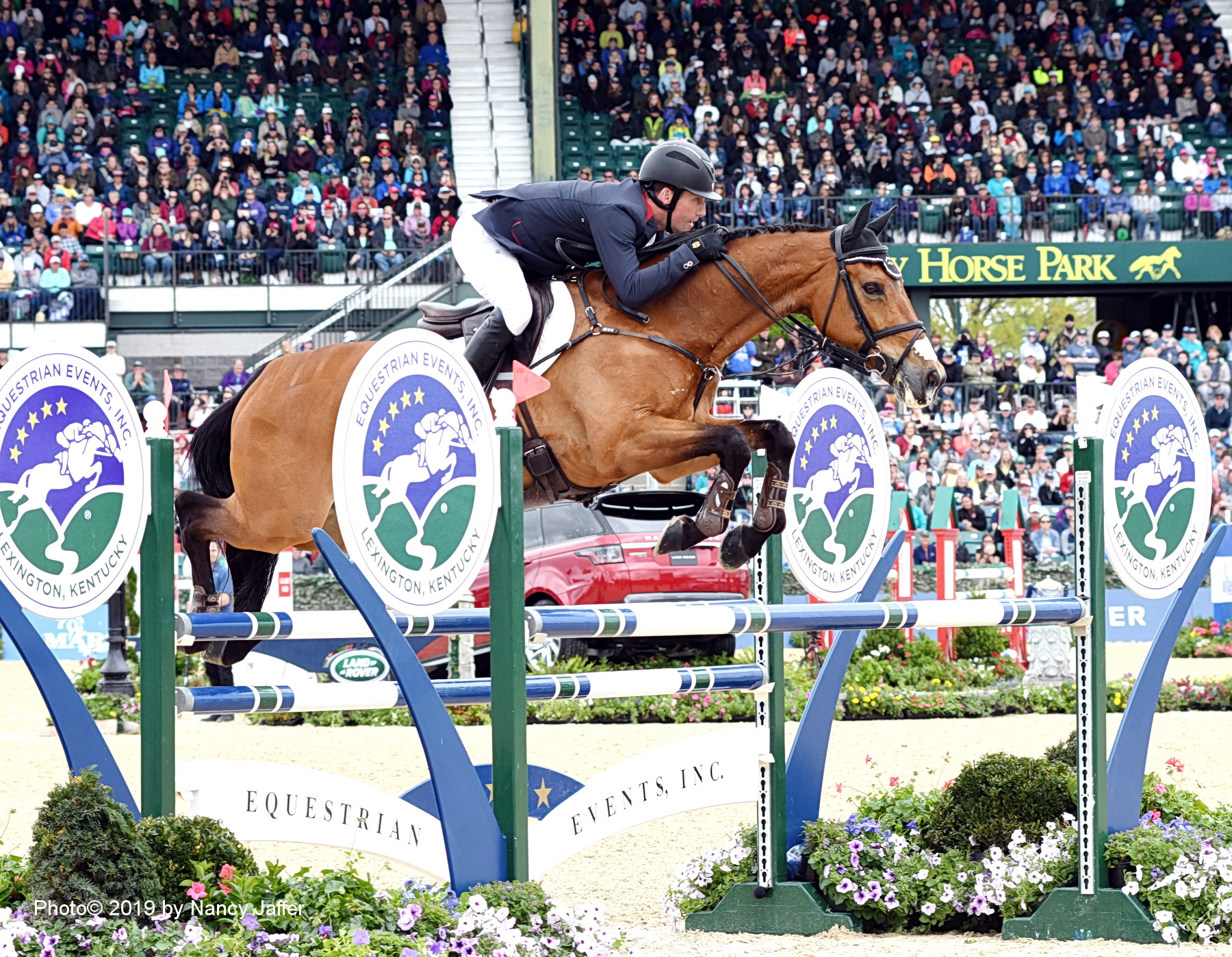 USEF extends suspension of competitions
